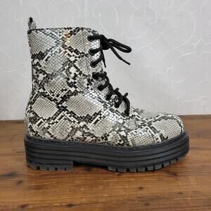 Mia Cortez Womens Military Combat Boots Sz 6.5 Gray Faux Snakeskin Platform NEW